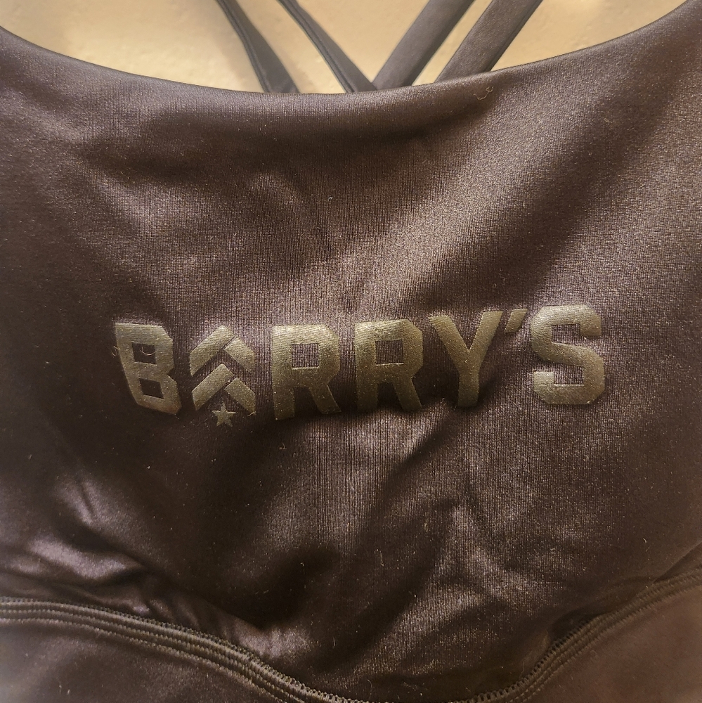 lululemon | Barry's Energy Longline Bra in Black Shine - Picture 3 of 8